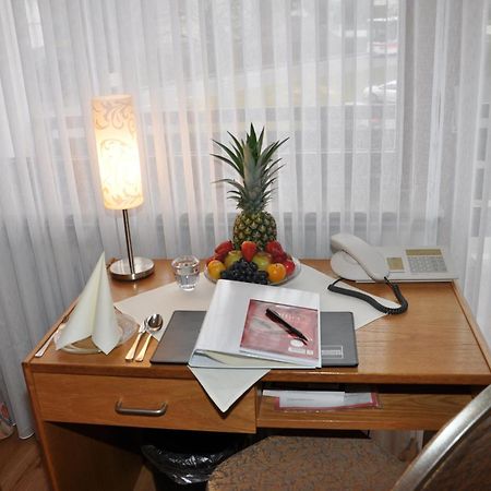 Hotel-Restaurant Sonnenhof Veitsrodt Oda fotoğraf